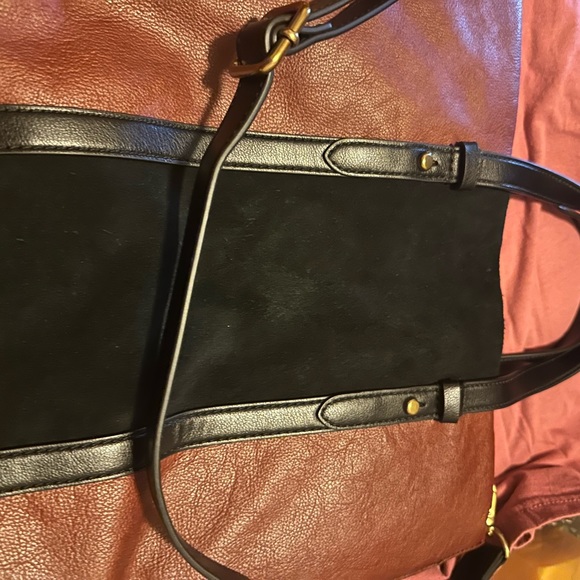 Fossil shoulder, crossbody purse - Picture 4 of 5